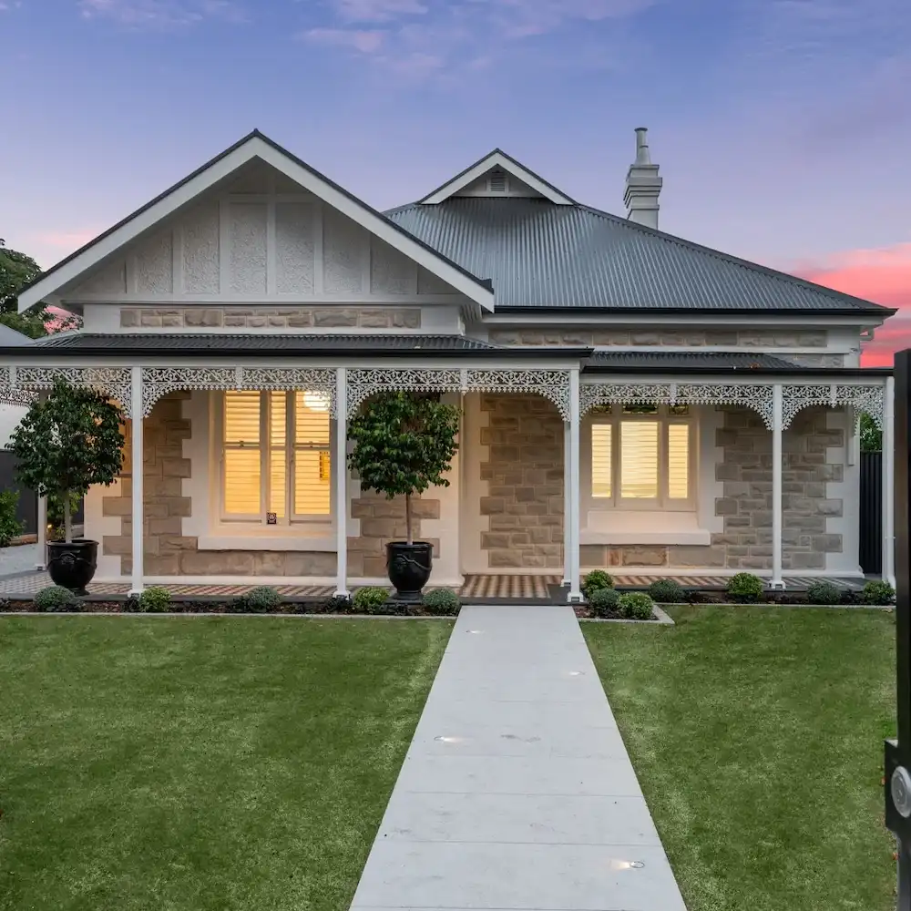 Front shot of a hertiage home based in Adelaide, South Australia.